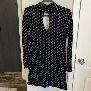 NWT Elan long sleeve dress Daisy print size small